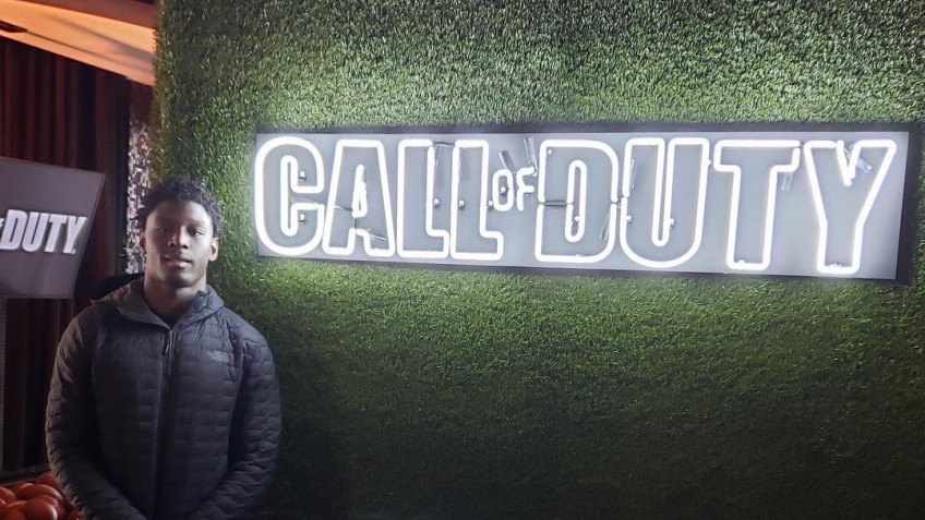 Американские футболисты уже поиграли в новую Call of Duty топ игры сега онлайн и денди играть бесплатно смотреть все скачать
